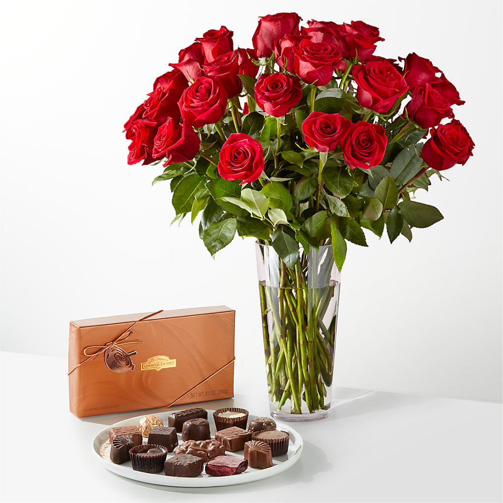 Romantic Long Stem Red Rose Bouquet Bundles – Rimmon Heights Florist, Manchester NH