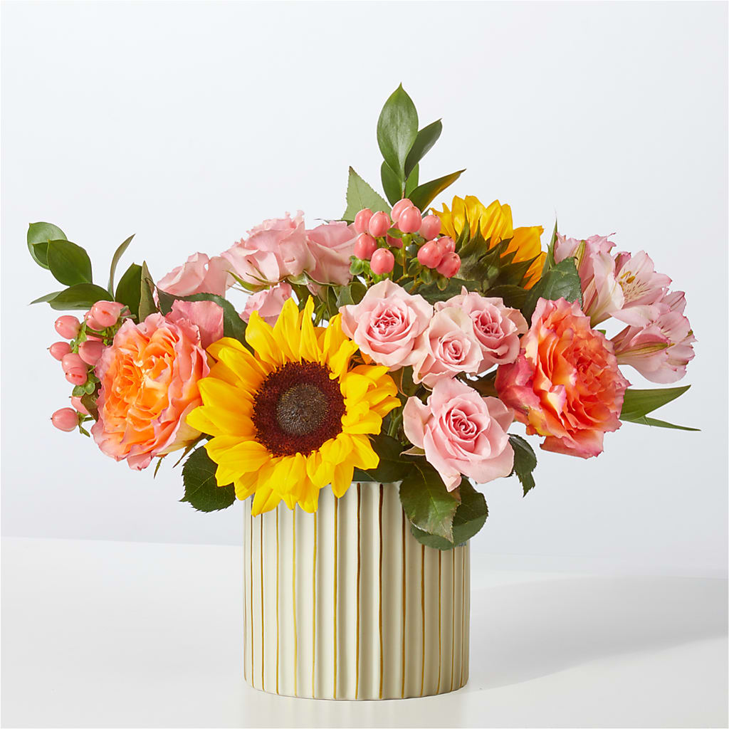 Sun's Out Bouquet – Rimmon Heights Florist, Manchester NH