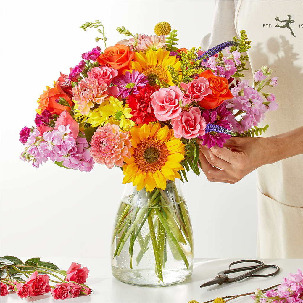 Cue the Confetti - A Florist Original – Rimmon Heights Florist, Manchester NH