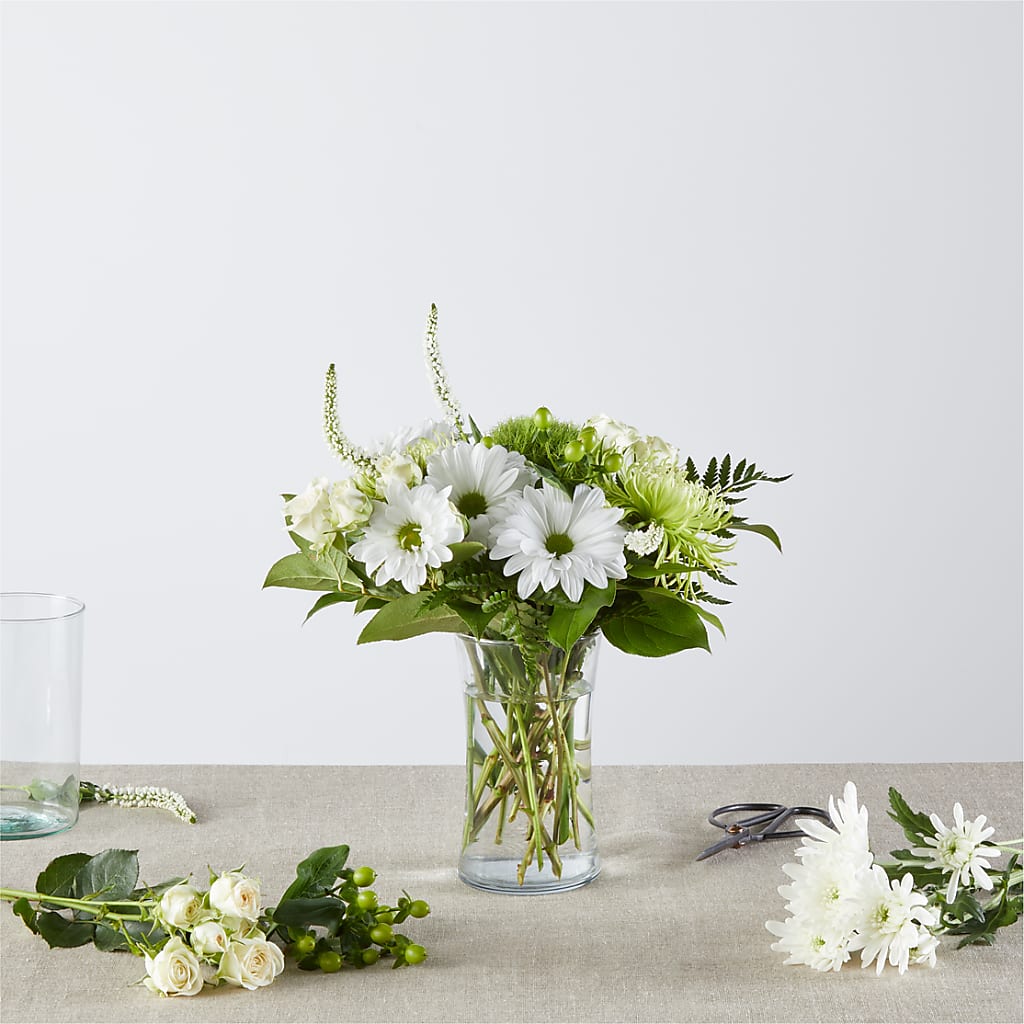 Irish Garden - A Florist Original – Rimmon Heights Florist, Manchester NH