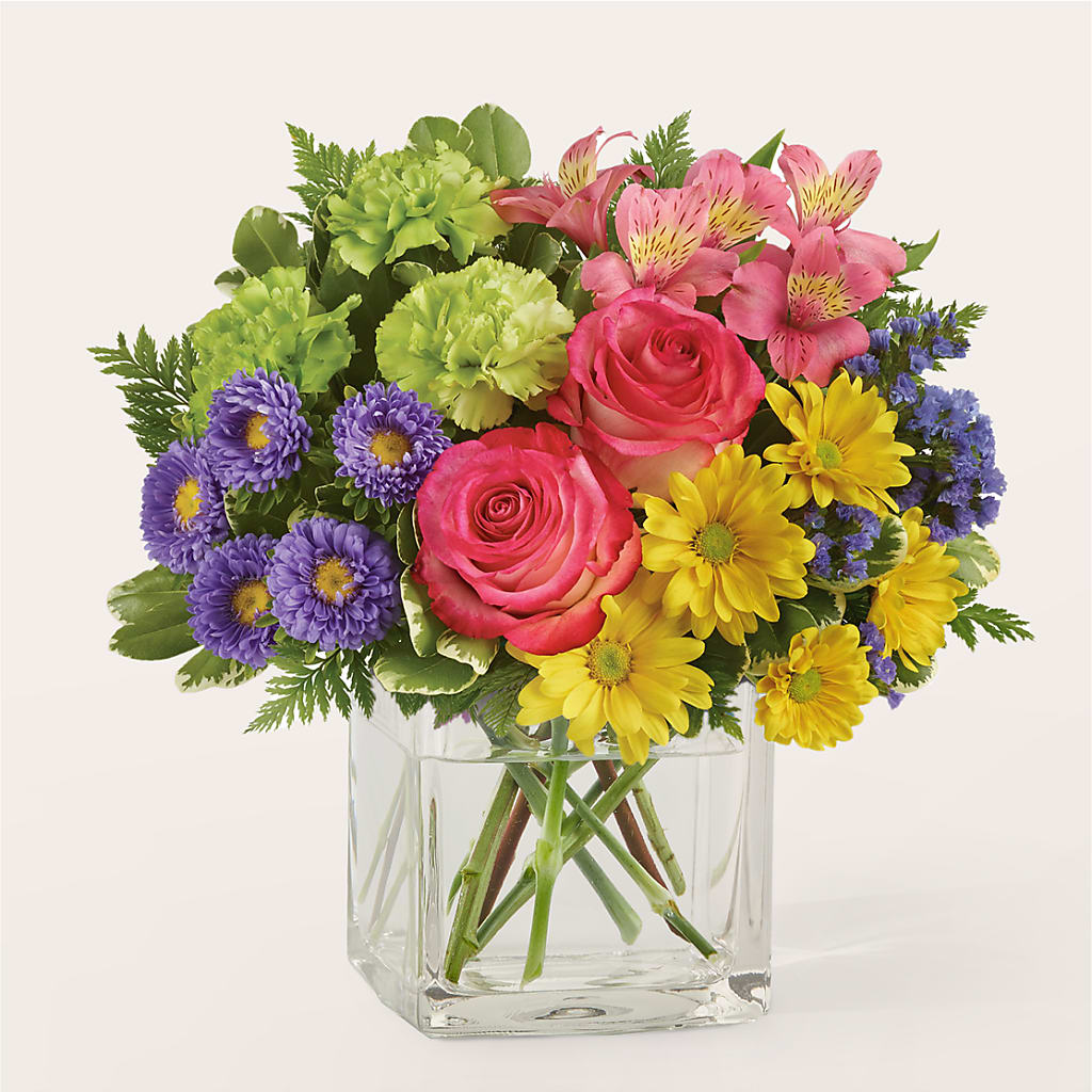Candy Jar Bouquet – Rimmon Heights Florist, Manchester NH