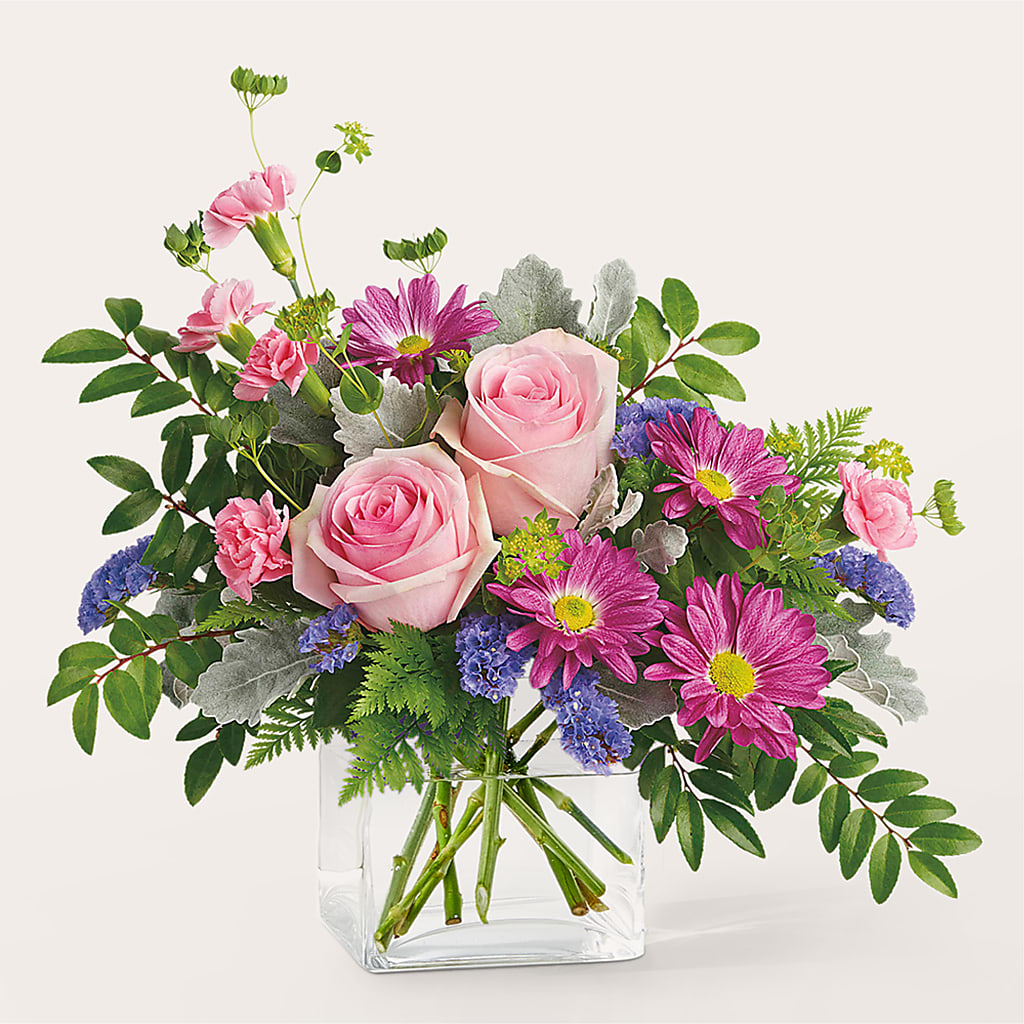 Starlet Bouquet – Rimmon Heights Florist, Manchester NH