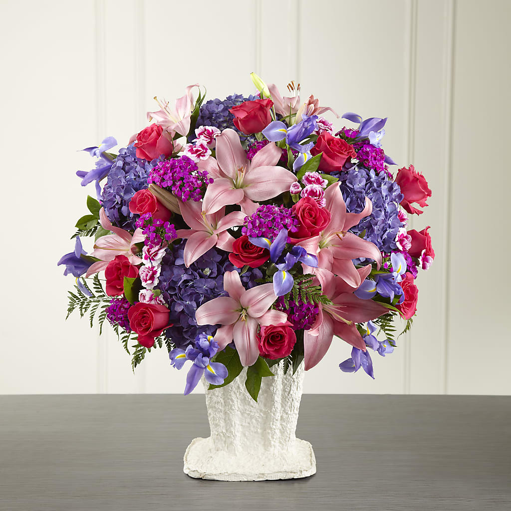 We Fondly Remember Arrangement – Rimmon Heights Florist, Manchester NH