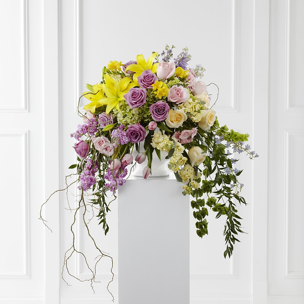 Display of Affection Arrangement – Rimmon Heights Florist, Manchester NH