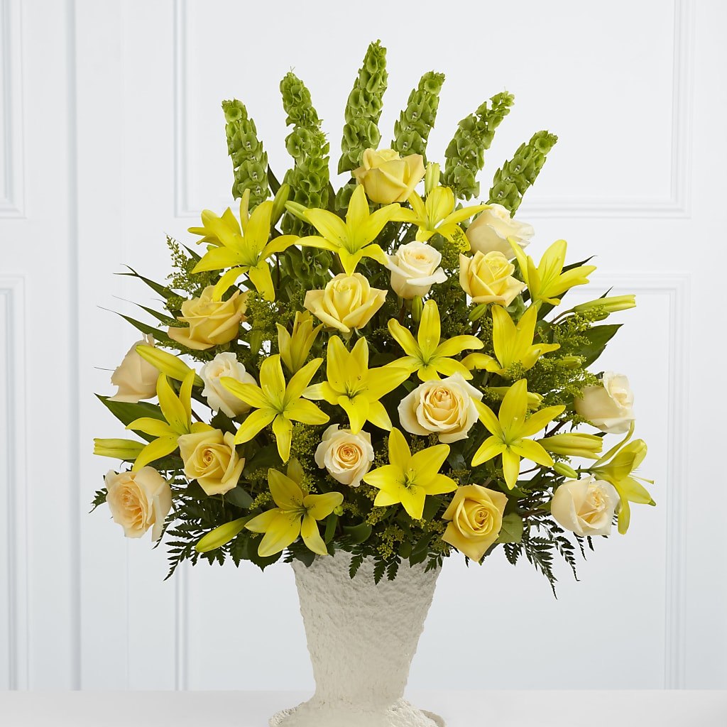 Golden Memories Arrangement – Rimmon Heights Florist, Manchester NH