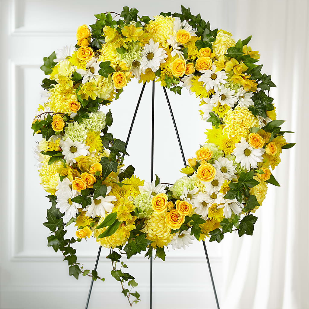 Golden Remembrance Wreath – Rimmon Heights Florist, Manchester NH