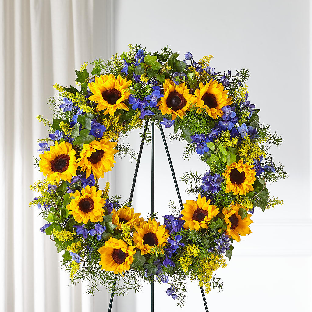 Bright Rays Wreath – Rimmon Heights Florist, Manchester NH