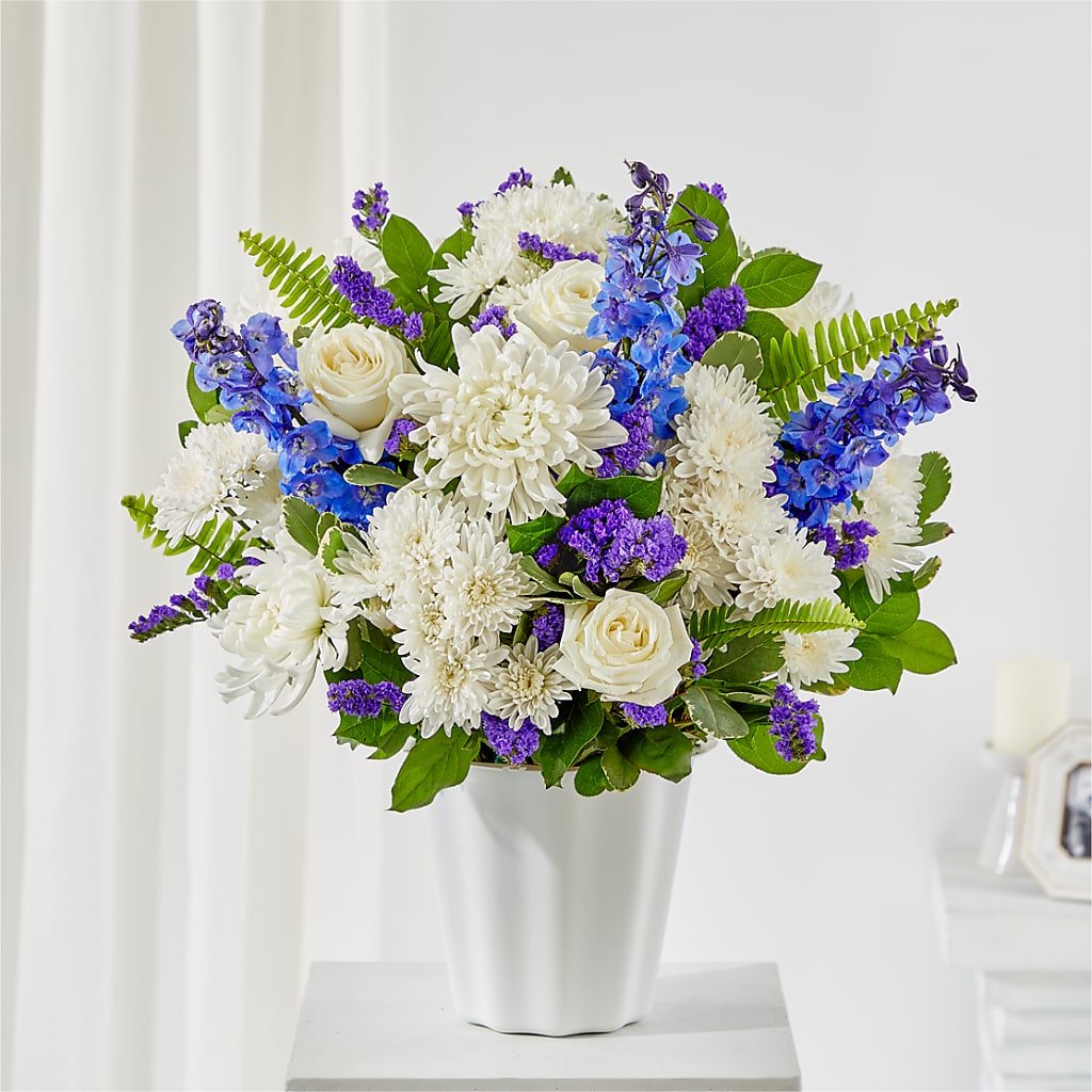 Hold Dear Tabletop Basket – Rimmon Heights Florist, Manchester NH