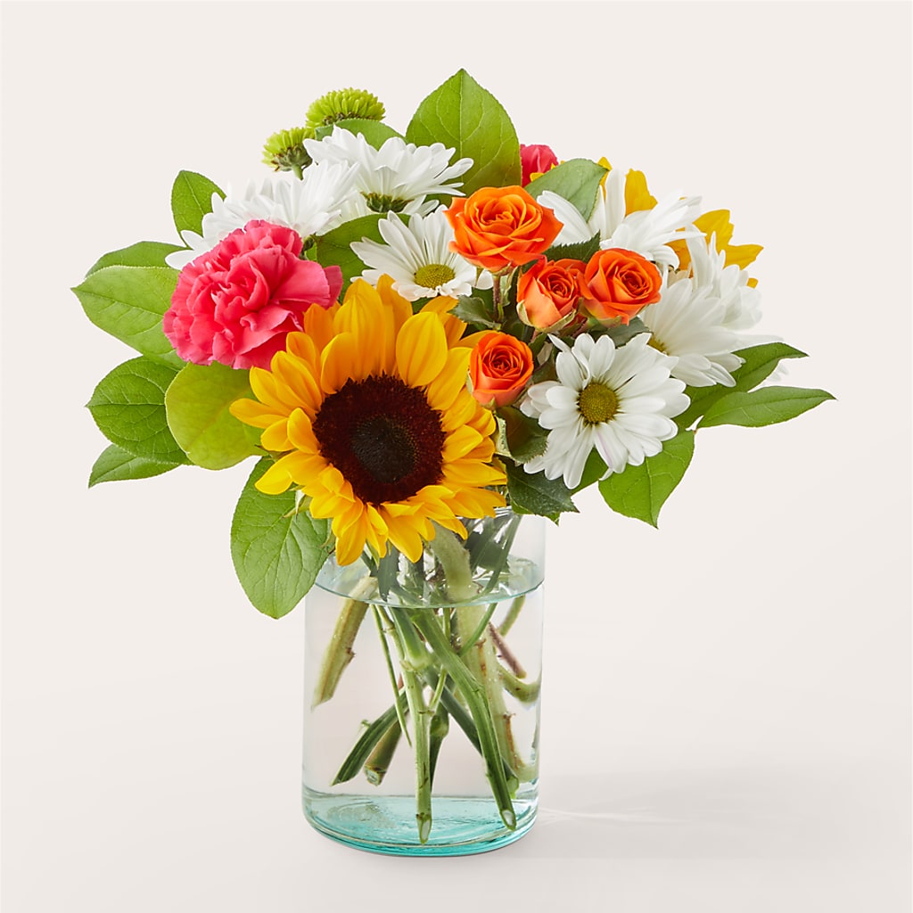 Sun-drenched Blooms Bouquet – Rimmon Heights Florist, Manchester NH