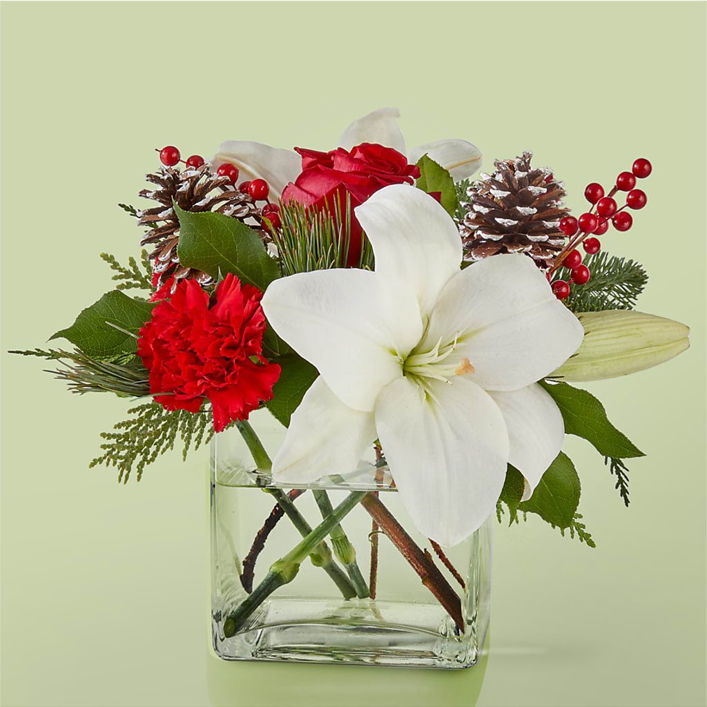 Glistening Icicles Bouquet – Rimmon Heights Florist, Manchester NH
