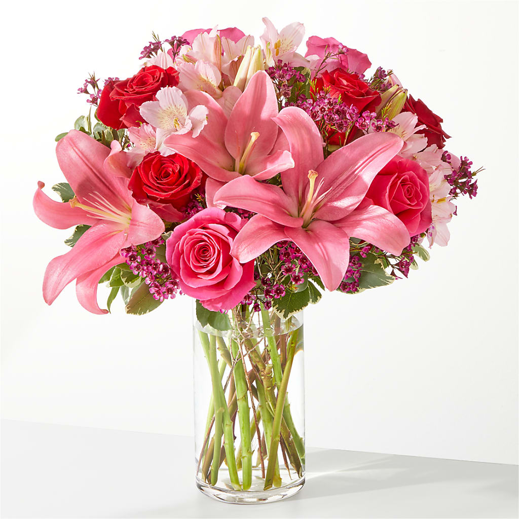 Lucky in Love Bouquet – Rimmon Heights Florist, Manchester NH