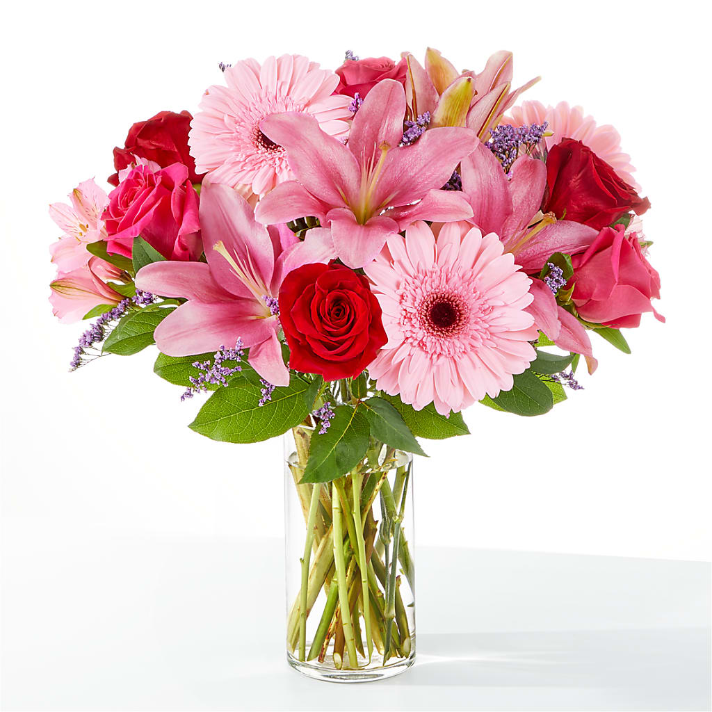 Lots of Love Bouquet – Rimmon Heights Florist, Manchester NH