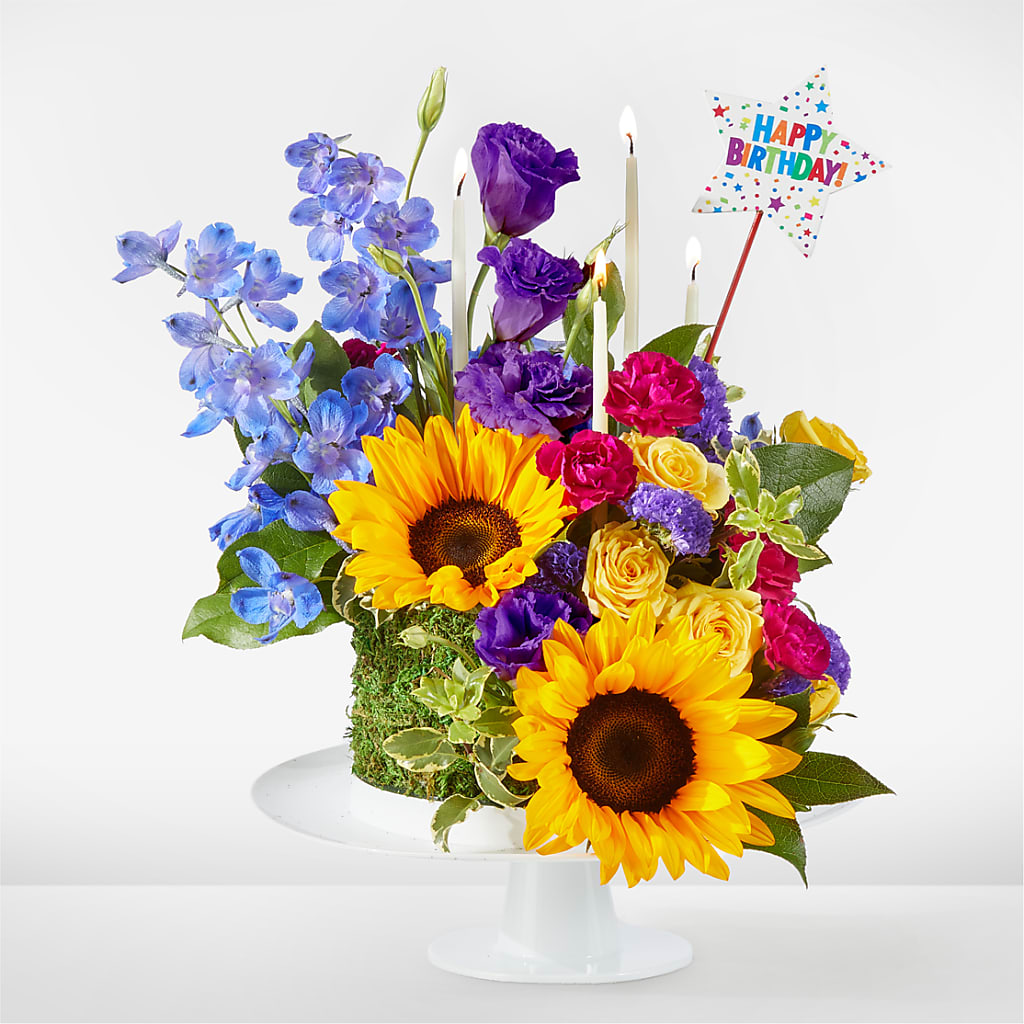 Star of the Day Floral Cake – Rimmon Heights Florist, Manchester NH