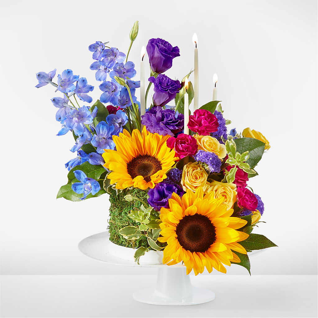 Star of the Day Floral Cake – Rimmon Heights Florist, Manchester NH