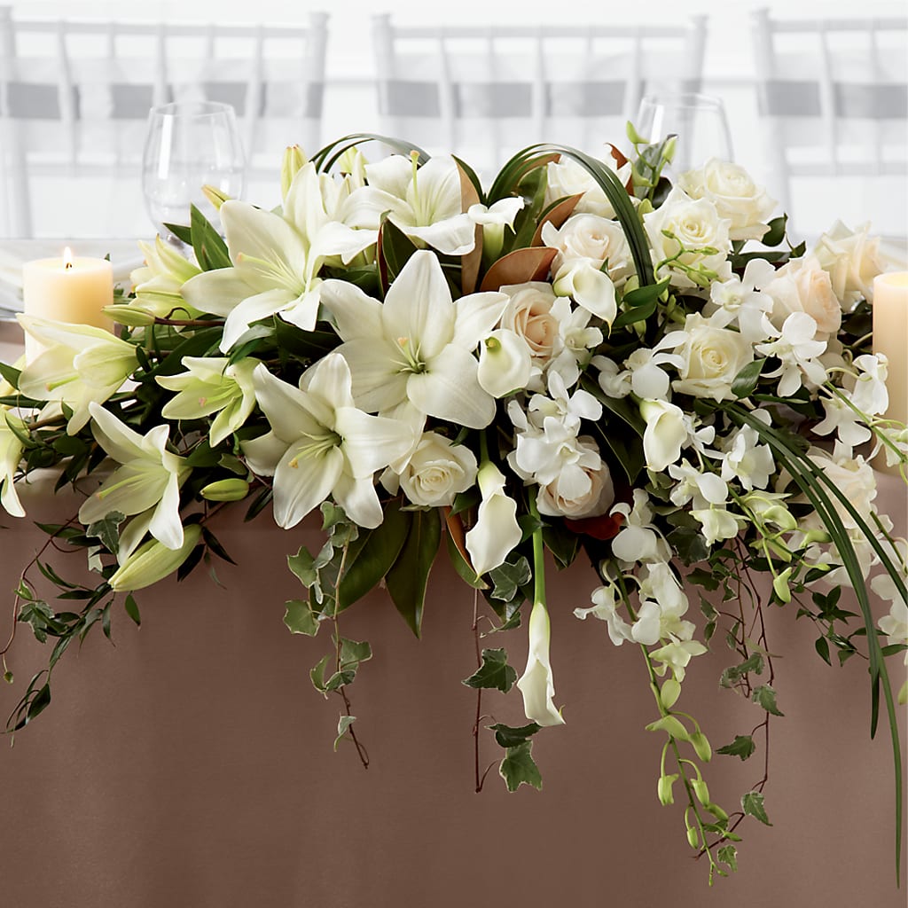 White Linen Arrangement – Rimmon Heights Florist, Manchester NH