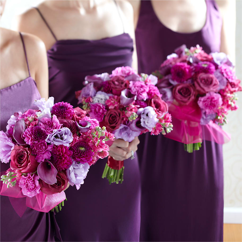 Bridesmaid's Garden Bouquet – Rimmon Heights Florist, Manchester NH