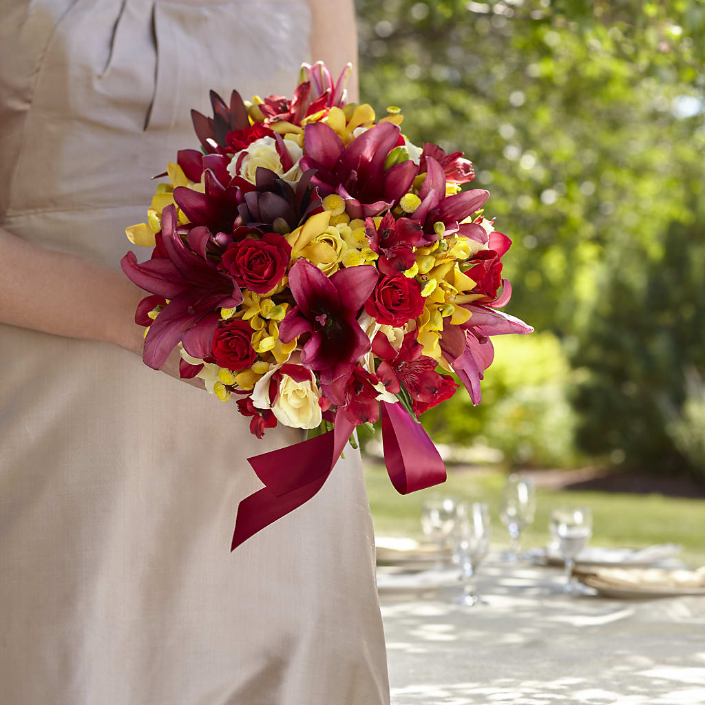 Sunningdale Bouquet – Rimmon Heights Florist, Manchester NH