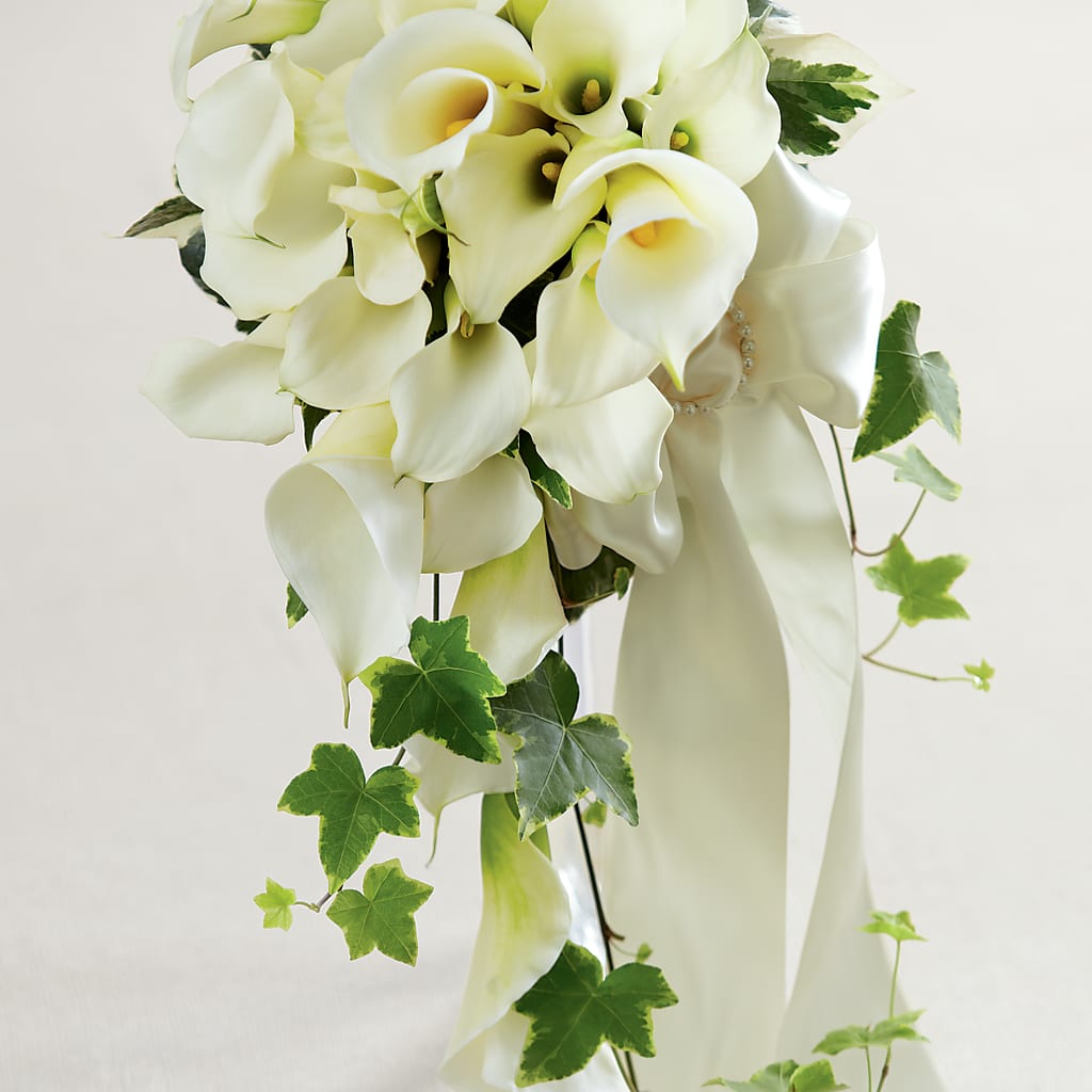 White Chapel Bouquet – Rimmon Heights Florist, Manchester NH