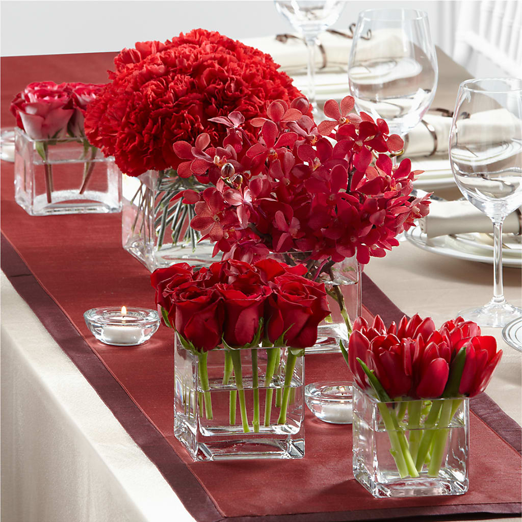 Modern Grace Centerpiece – Rimmon Heights Florist, Manchester NH