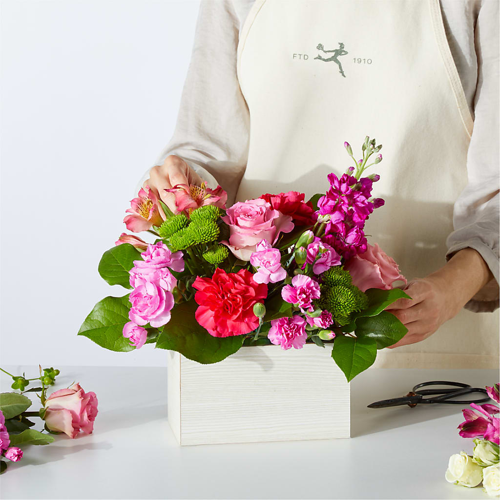 Sweetberry Box – A Florist Original –  Rimmon Heights Florist, Manchester NH