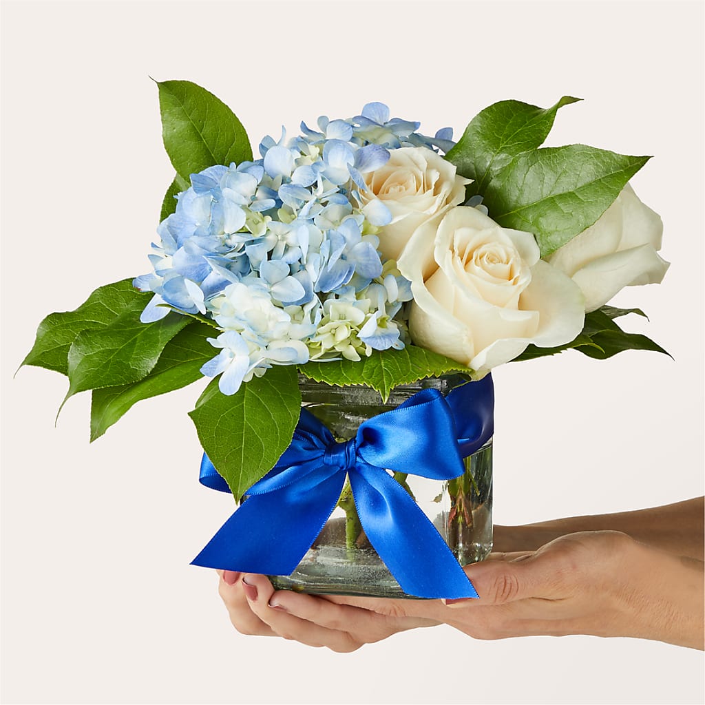 Sky Blue Delight Bouquet –  Rimmon Heights Florist, Manchester NH