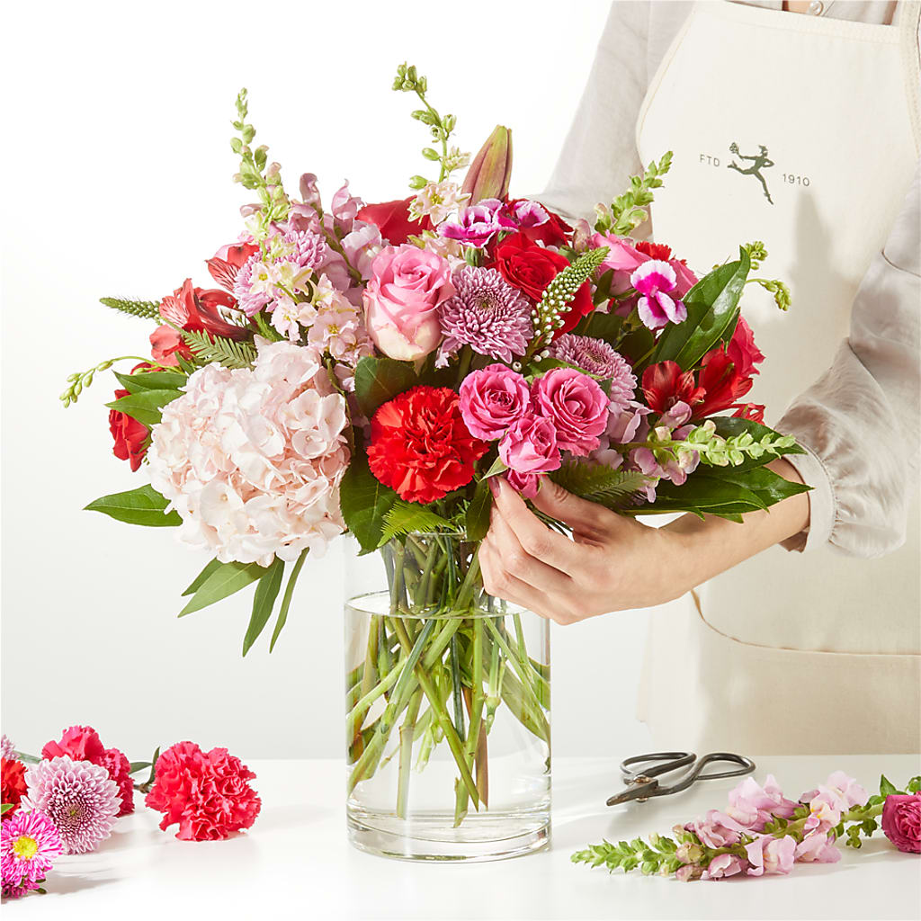 Swooning Over You - A Luxury Florist Original –  Rimmon Heights Florist, Manchester NH