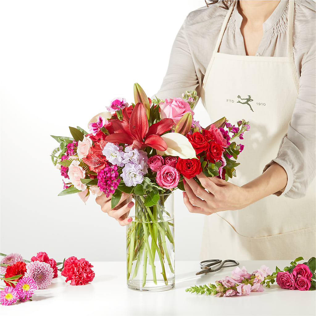 Swooning Over You - A Luxury Florist Original –  Rimmon Heights Florist, Manchester NH