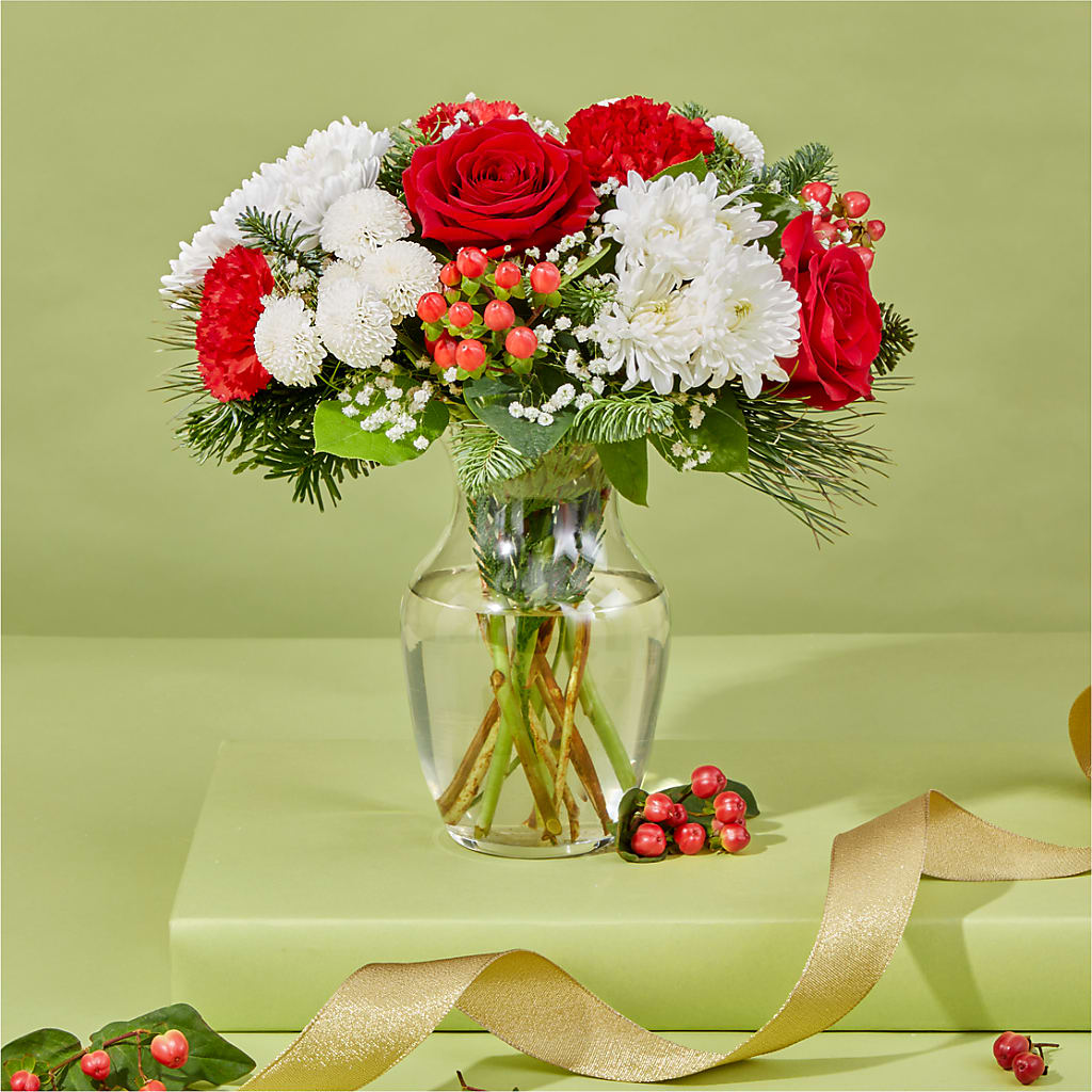 Chance of Flurries Bouquet –  Rimmon Heights Florist, Manchester NH