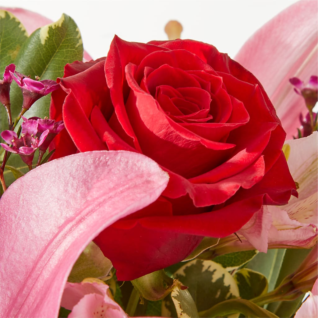 Lucky in Love Bouquet –  Rimmon Heights Florist, Manchester NH