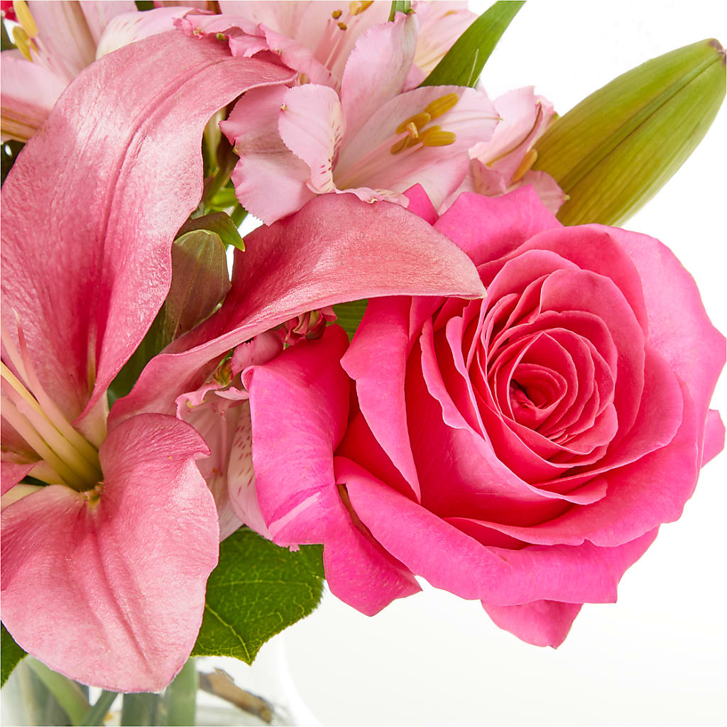 Lots of Love Bouquet –  Rimmon Heights Florist, Manchester NH