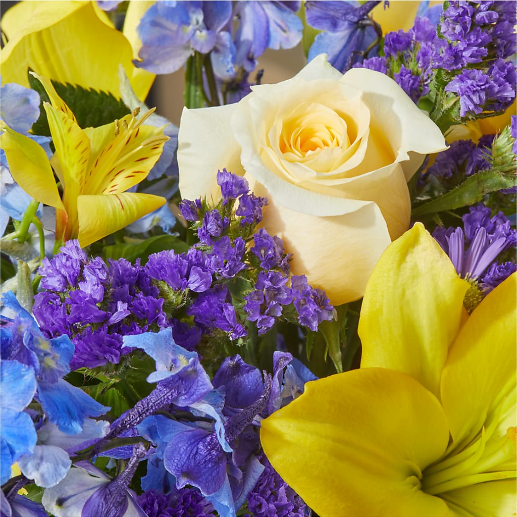 Limoncello Bouquet –  Rimmon Heights Florist, Manchester NH