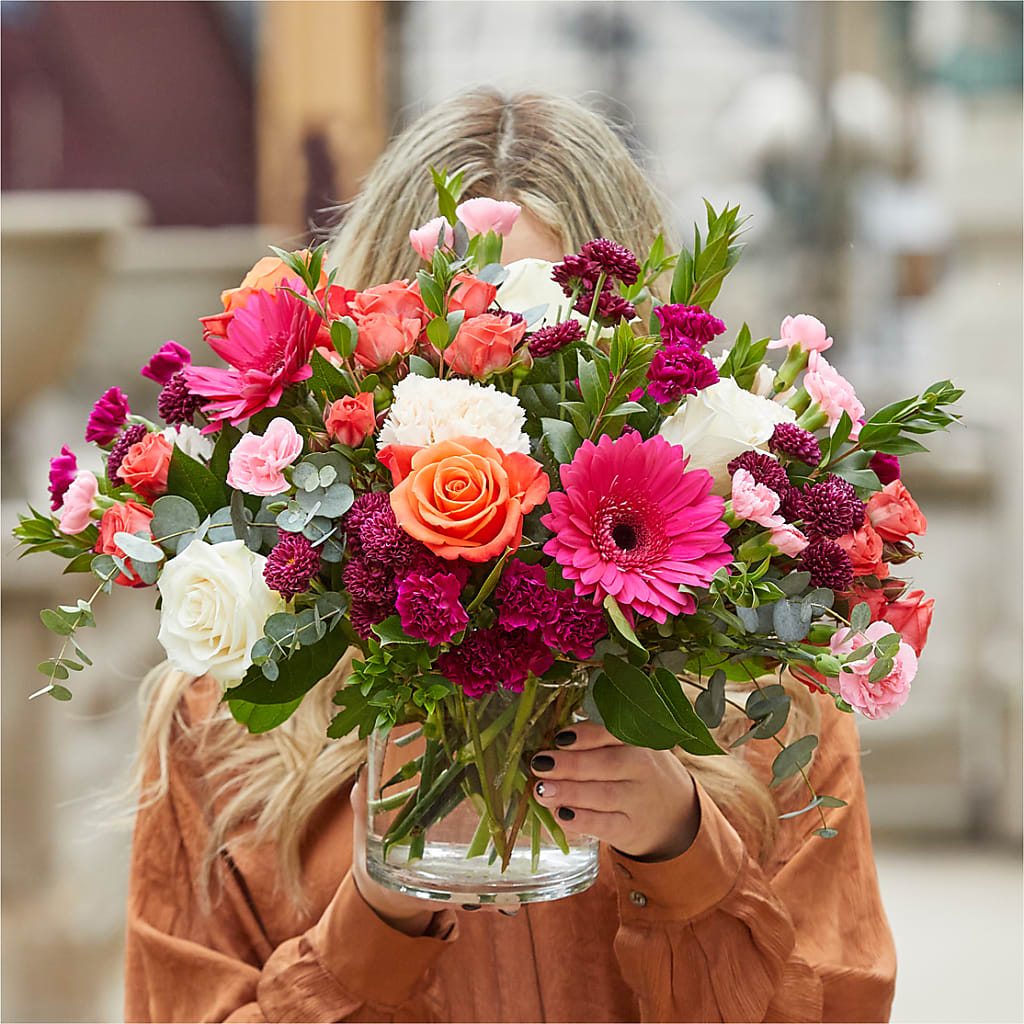 Smell the Roses Bouquet –  Rimmon Heights Florist, Manchester NH