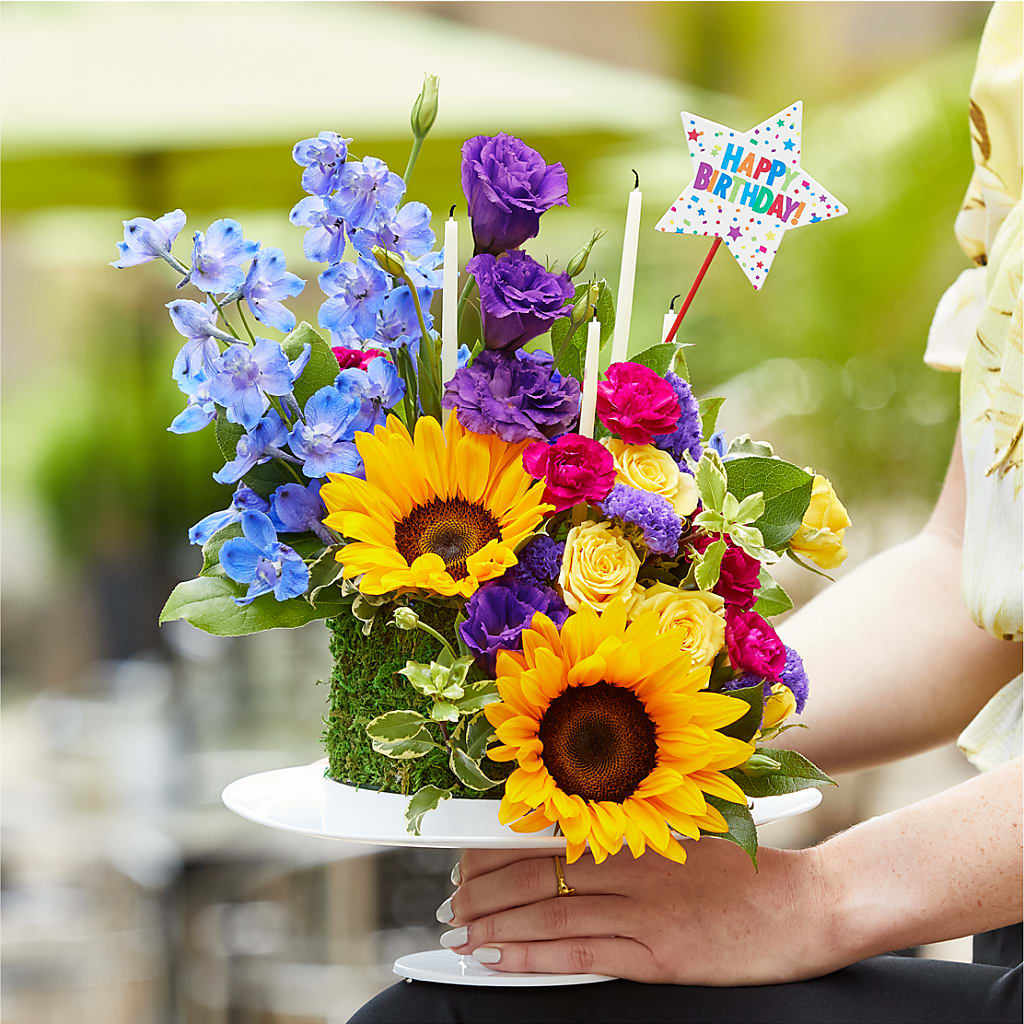 Star of the Day Floral Cake –  Rimmon Heights Florist, Manchester NH