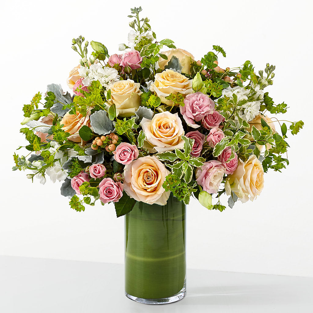 The Glamour Shot –  Rimmon Heights Florist, Manchester NH
